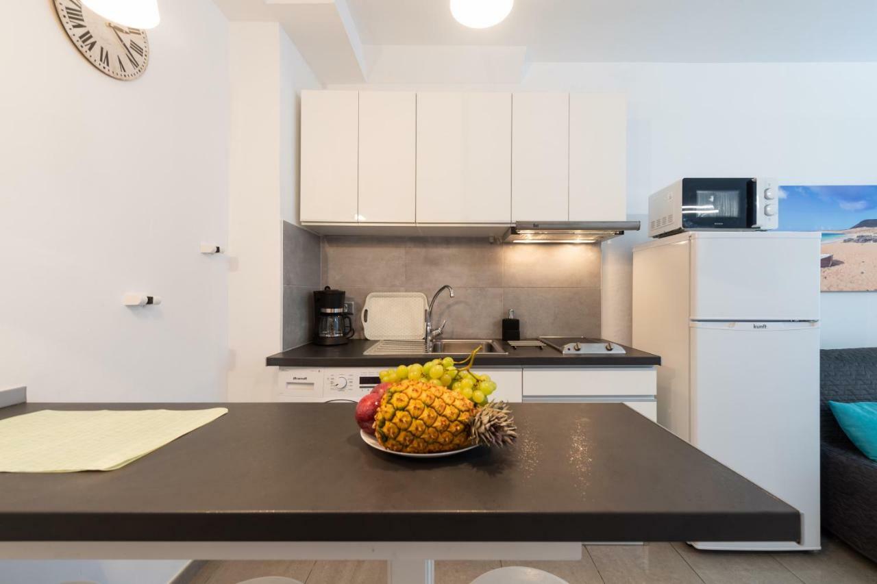 1St Line Studio Las Canteras Beach - Wifi Apartment Las Palmas de Gran Canaria Exterior foto